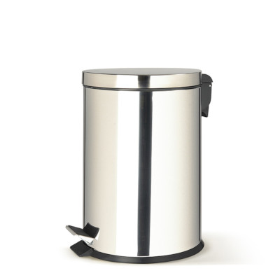 BIDONE+CON+PEDALE+E+VASCHETTA+LT%2E20+COL%2E+INOX%3Cbr%3E%3Ci%3EPERFETTO%3C%2Fi%3E