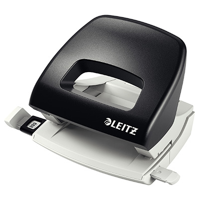 PERFORATORE+LEITZ+5038+NERO%3Cbr%3E%3Ci%3ELEITZ%3C%2Fi%3E