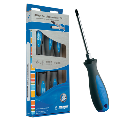 CACCIAVITE+CON+LAMA+CROMATA%2FBRUNITA+E+IMPUGNATURA+A+3+STRATI+PZ%2E%3Cbr%3E%3Ci%3EUNIOR%3C%2Fi%3E