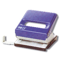 PERFORATORE+LEONE+2+FORI+MM%2E3+78520%3Cbr%3E%3Ci%3EMOLHO+LEONE%3C%2Fi%3E